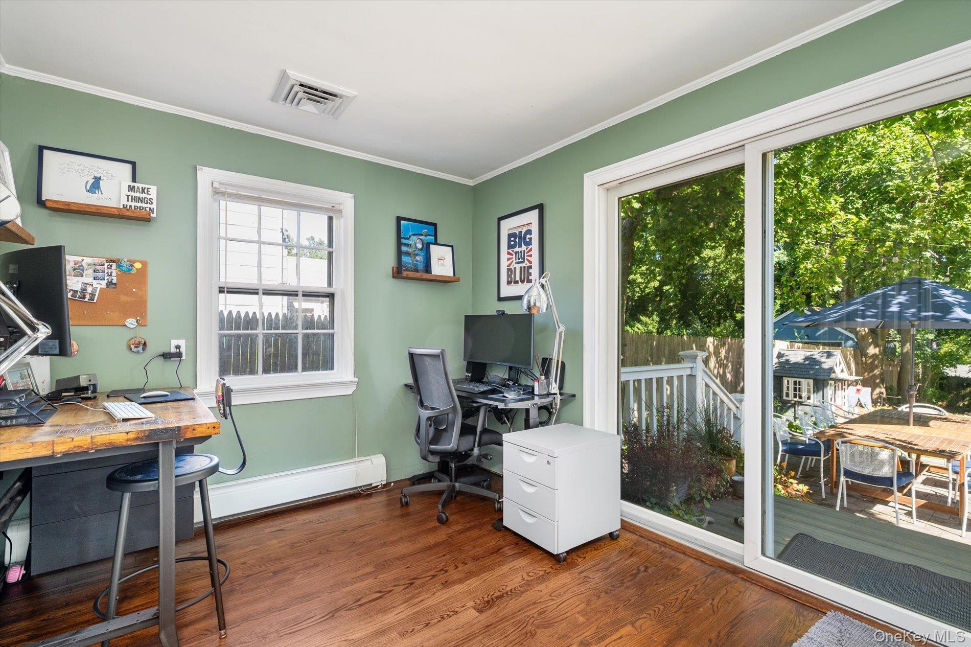 Single Family Crestfield Place Suffolk County, NY 11768, MLS-1052414-11