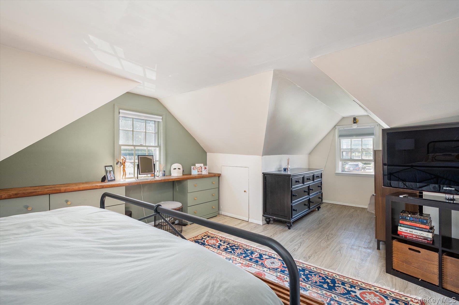 Single Family Crestfield Place Suffolk County, NY 11768, MLS-1052414-15