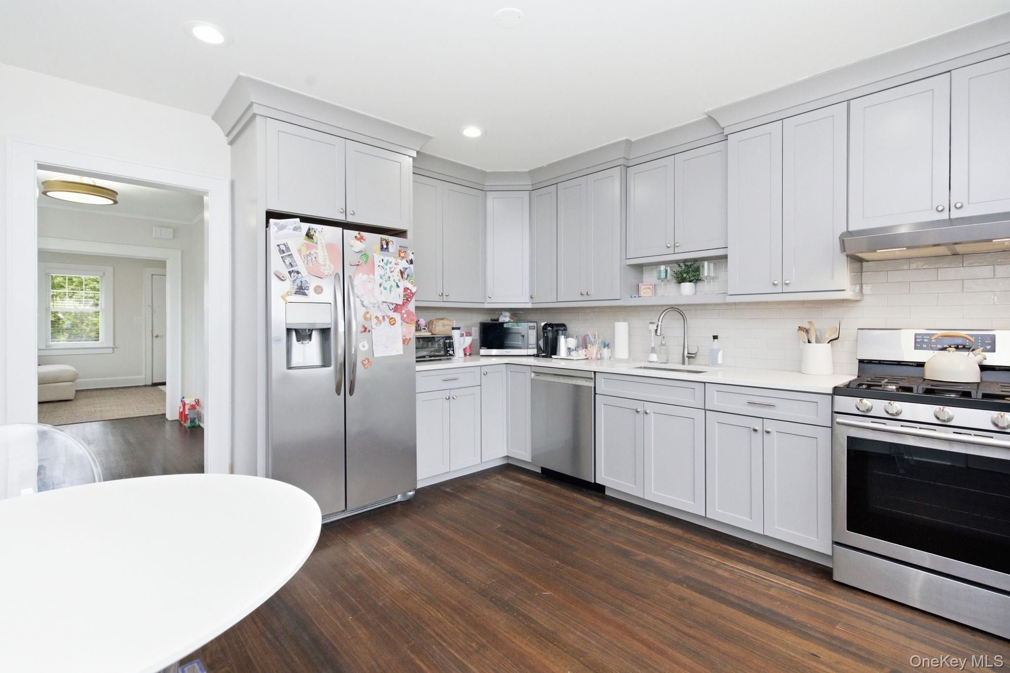 Single Family S Ridge Street Westchester County, NY 10573, MLS-1052431-11