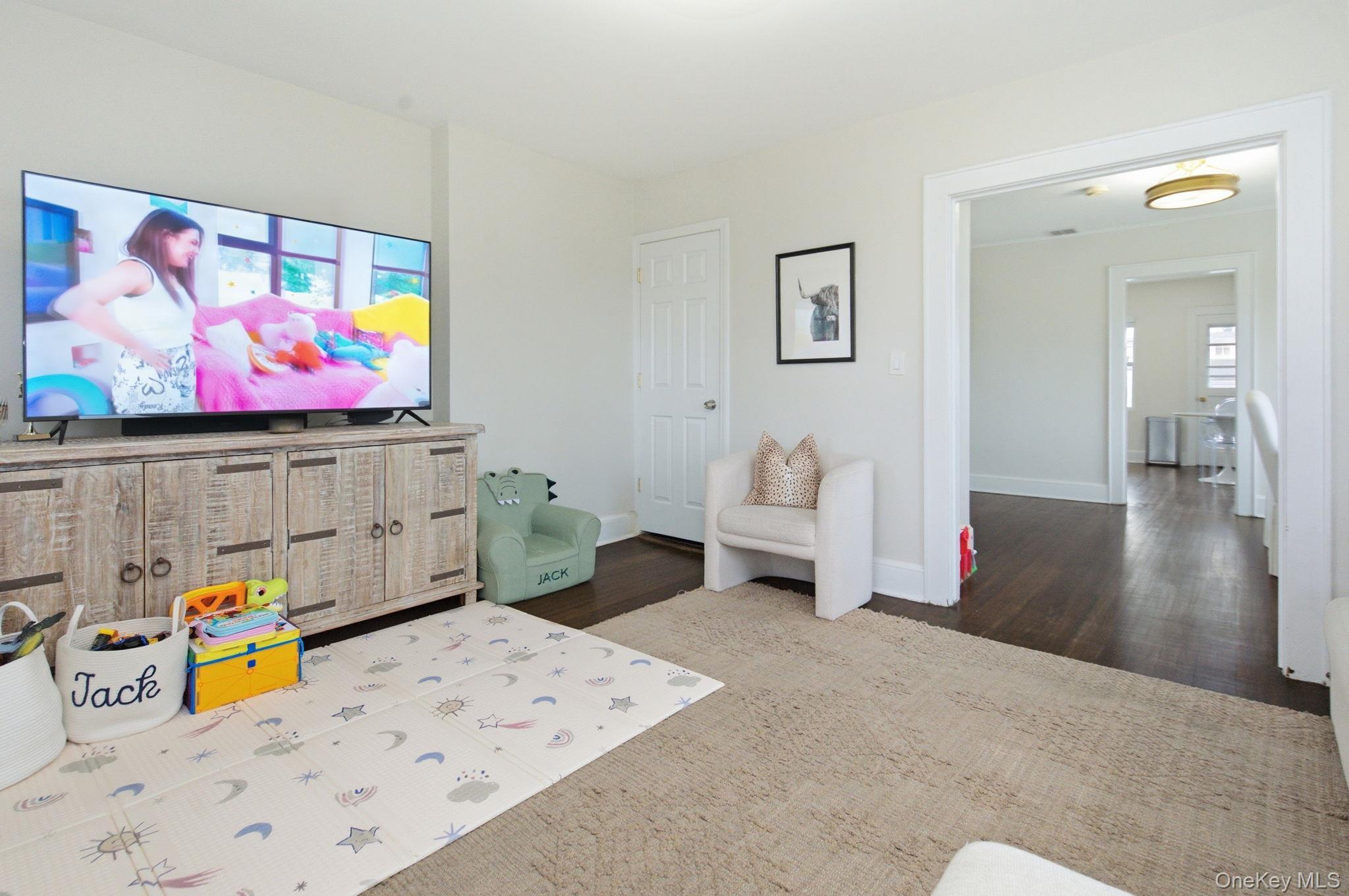 Single Family S Ridge Street Westchester County, NY 10573, MLS-1052431-5
