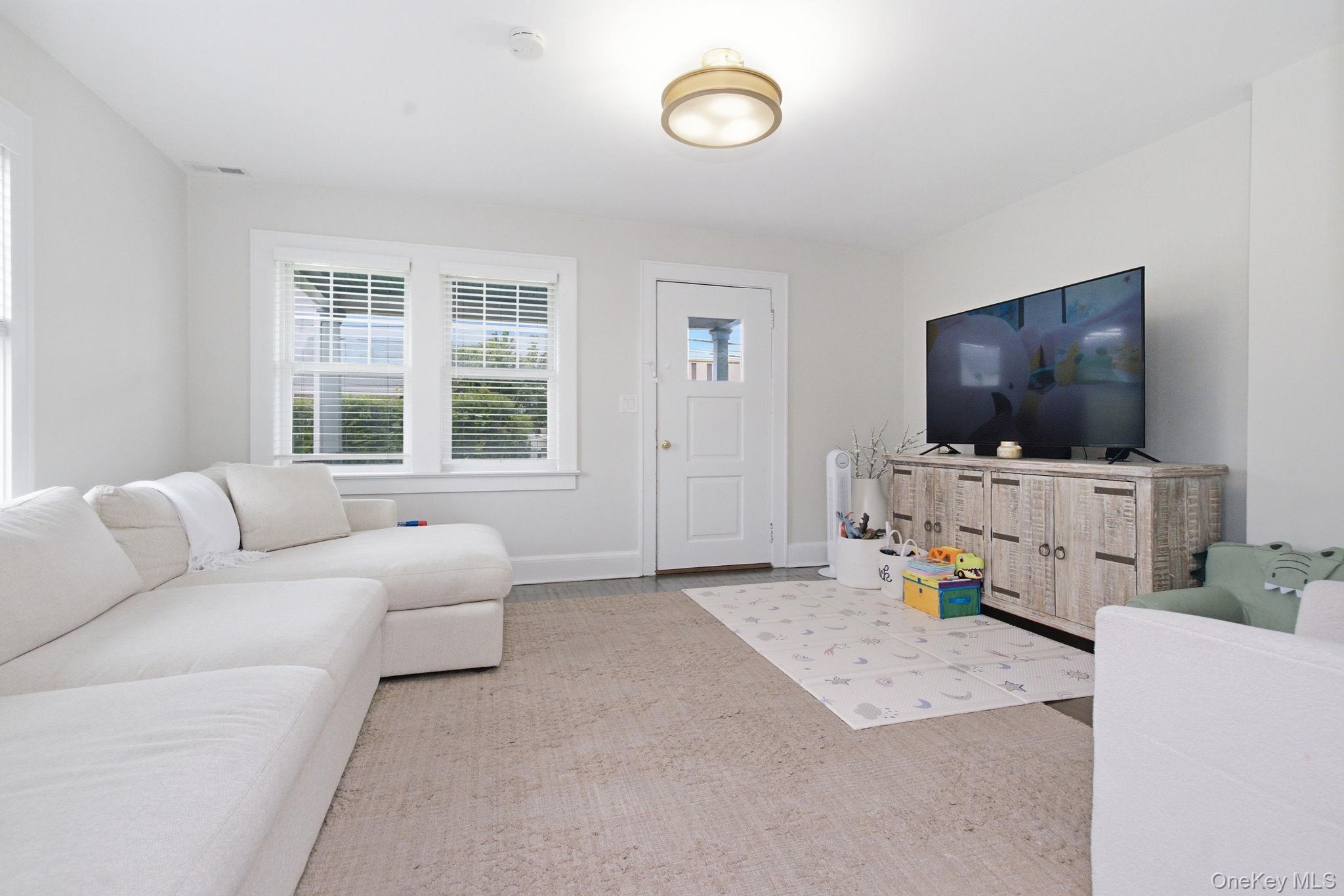 Single Family S Ridge Street Westchester County, NY 10573, MLS-1052431-6