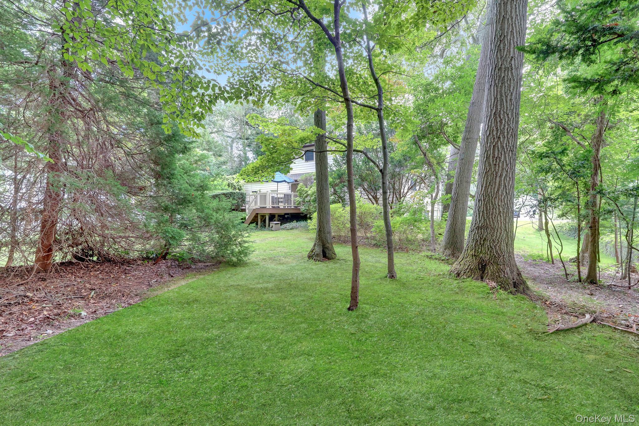 Single Family Huyler Court  Suffolk County, NY 11733, MLS-1052448-30