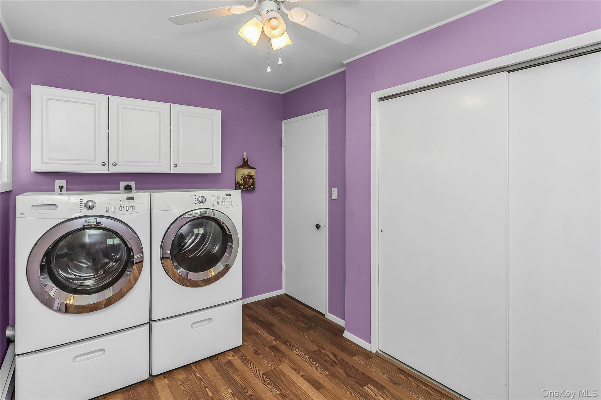 Single Family Cable Lane Nassau County, NY 11801, MLS-1052449-17