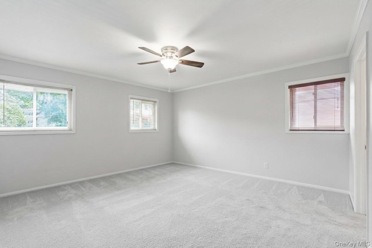 Single Family Old Town Lane Suffolk County, NY 11743, MLS-1052490-12