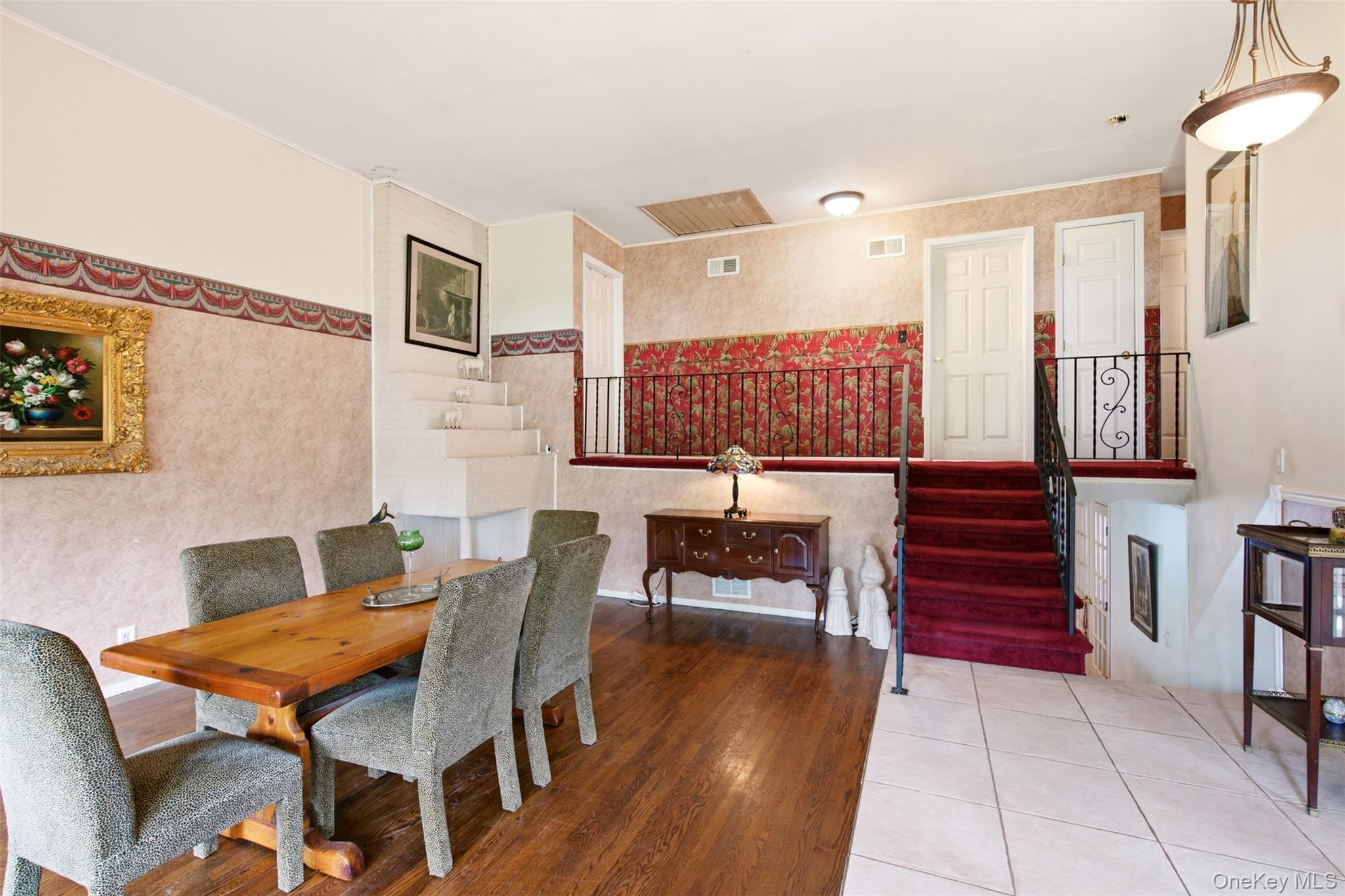 Single Family Old Town Lane Suffolk County, NY 11743, MLS-1052490-4