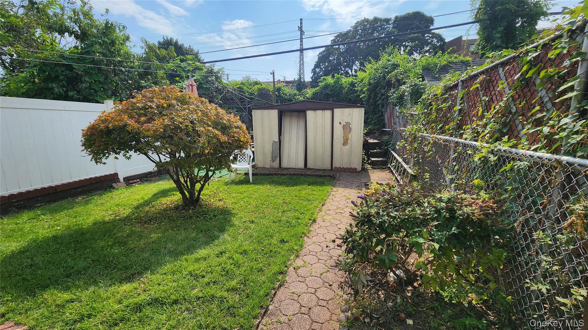 Single Family Kneeland Avenue  Queens, NY 11373, MLS-1052498-32