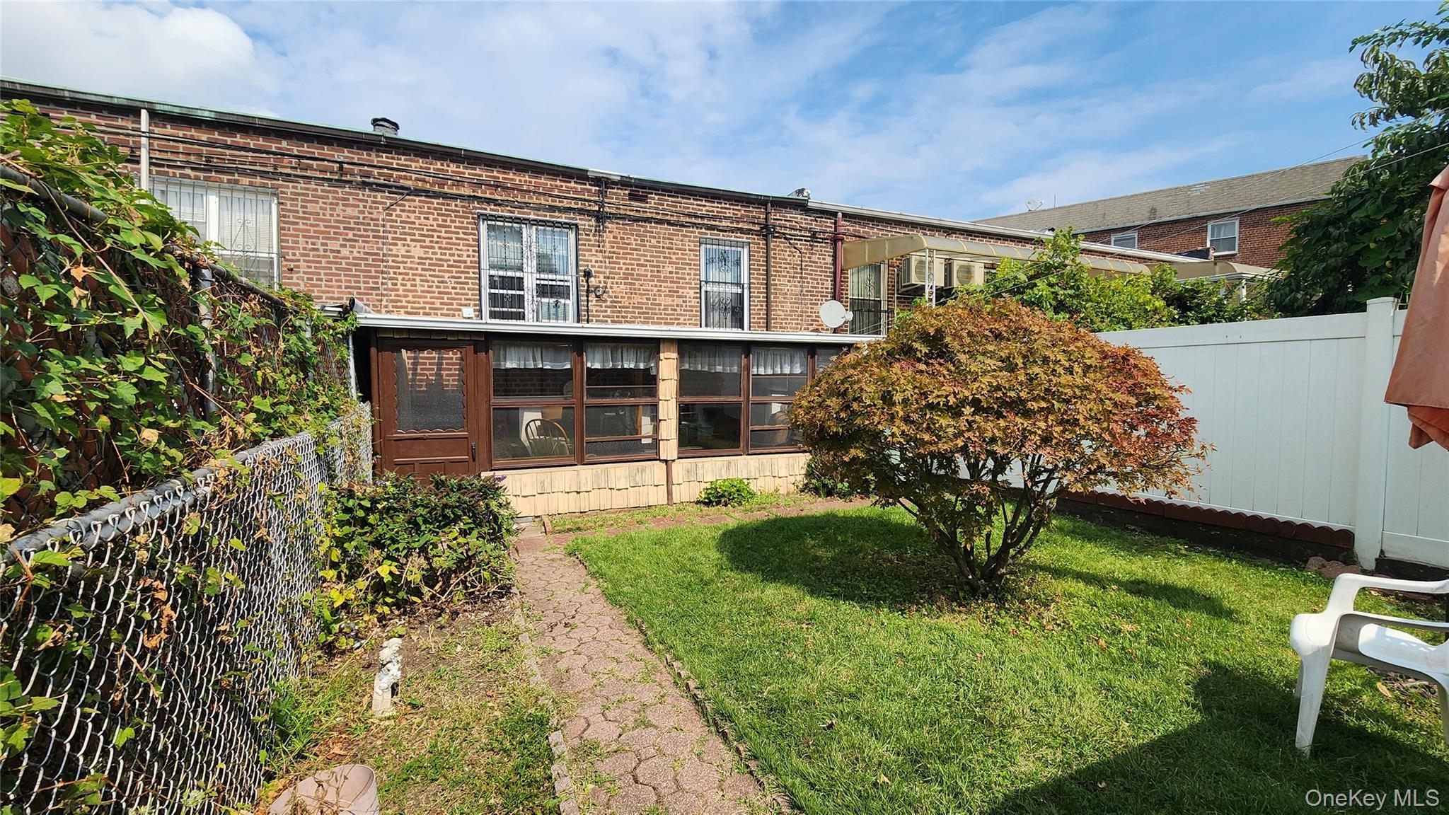 Single Family Kneeland Avenue  Queens, NY 11373, MLS-1052498-33