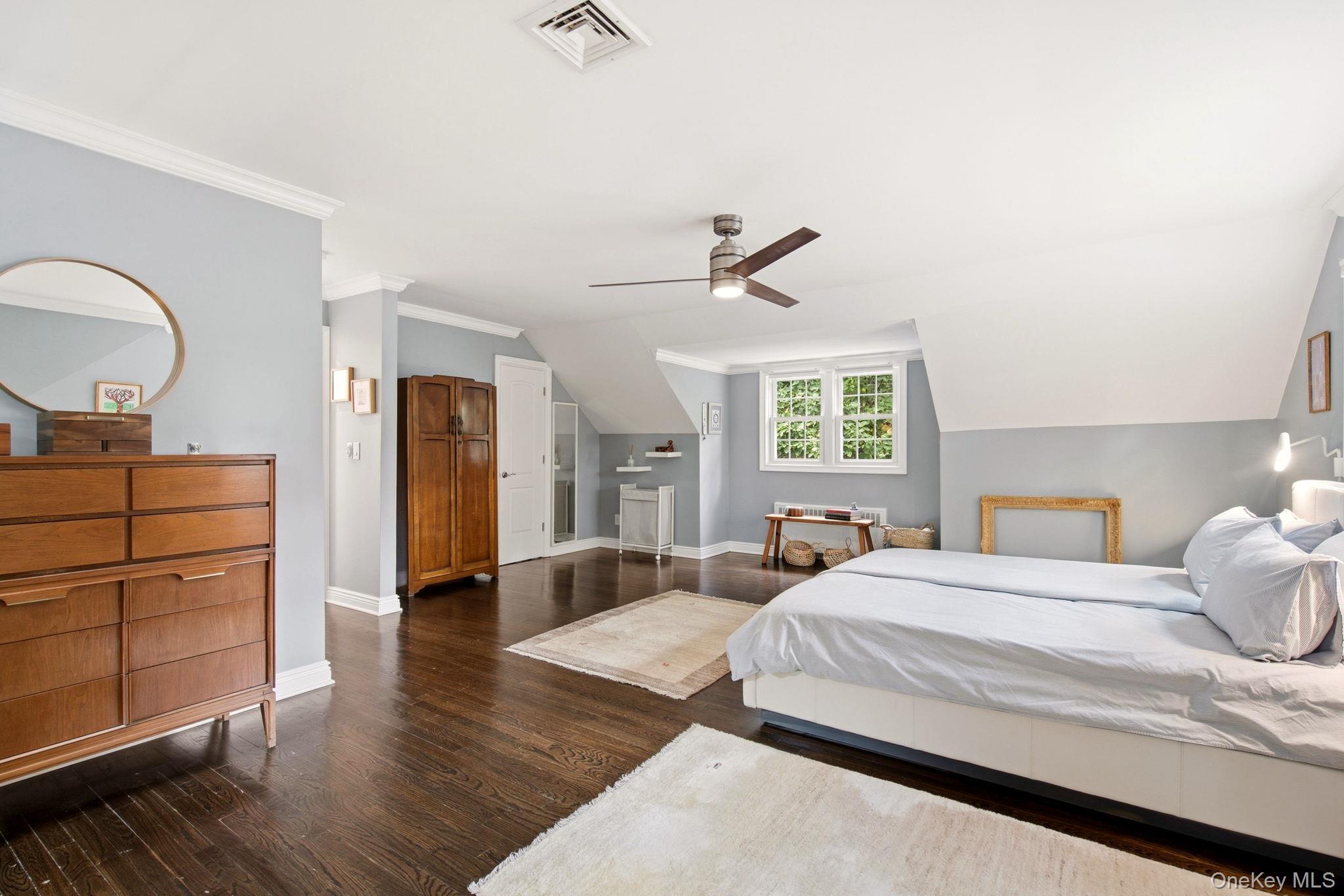 Single Family Little Neck Road  Suffolk County, NY 11721, MLS-1052511-13