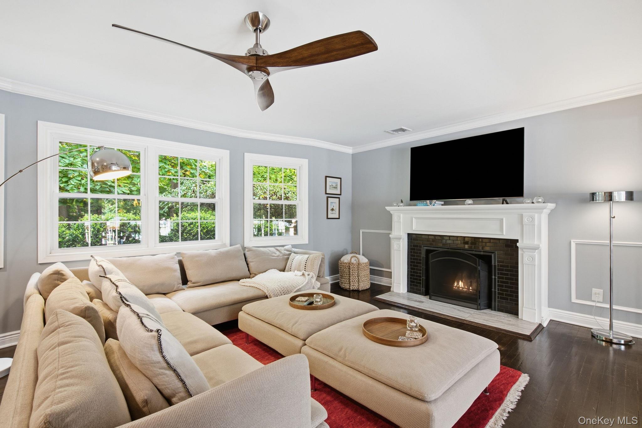 Single Family Little Neck Road  Suffolk County, NY 11721, MLS-1052511-6