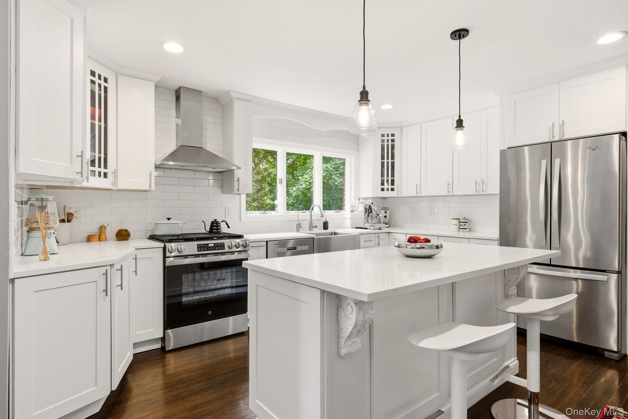 Single Family Little Neck Road  Suffolk County, NY 11721, MLS-1052511-9