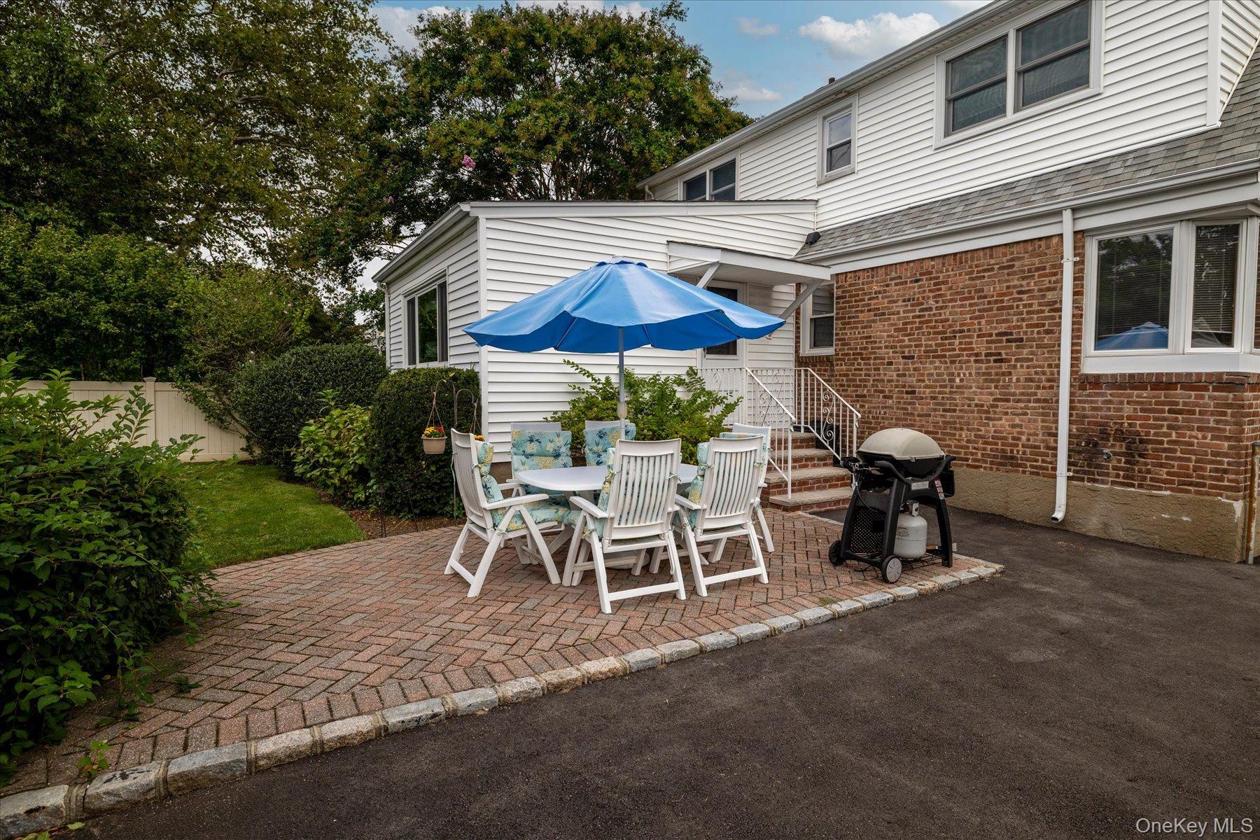 Single Family Woods Avenue  Nassau County, NY 11565, MLS-1052514-21