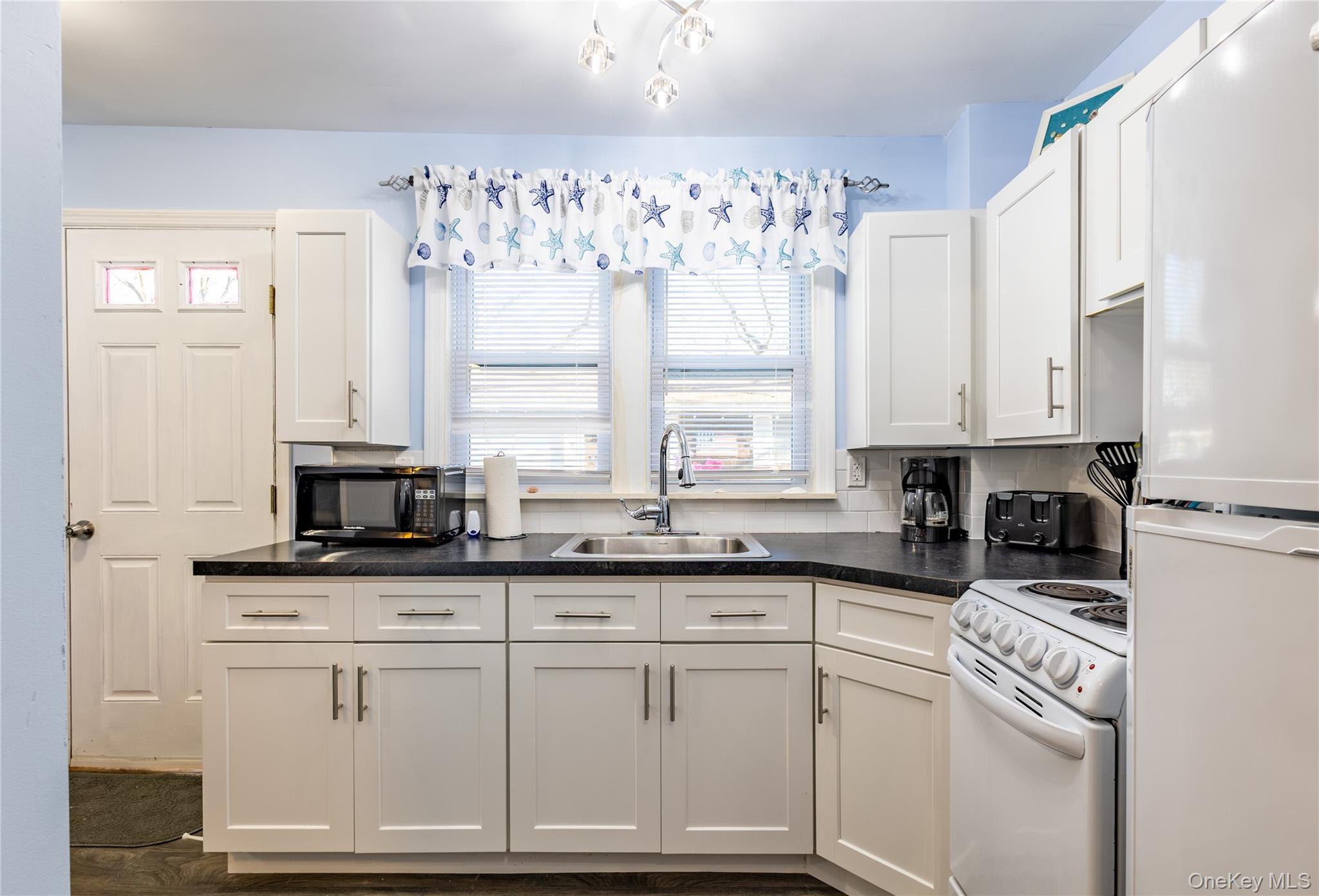 Single Family Surfway S Suffolk County, NY 11933, MLS-1052527-19