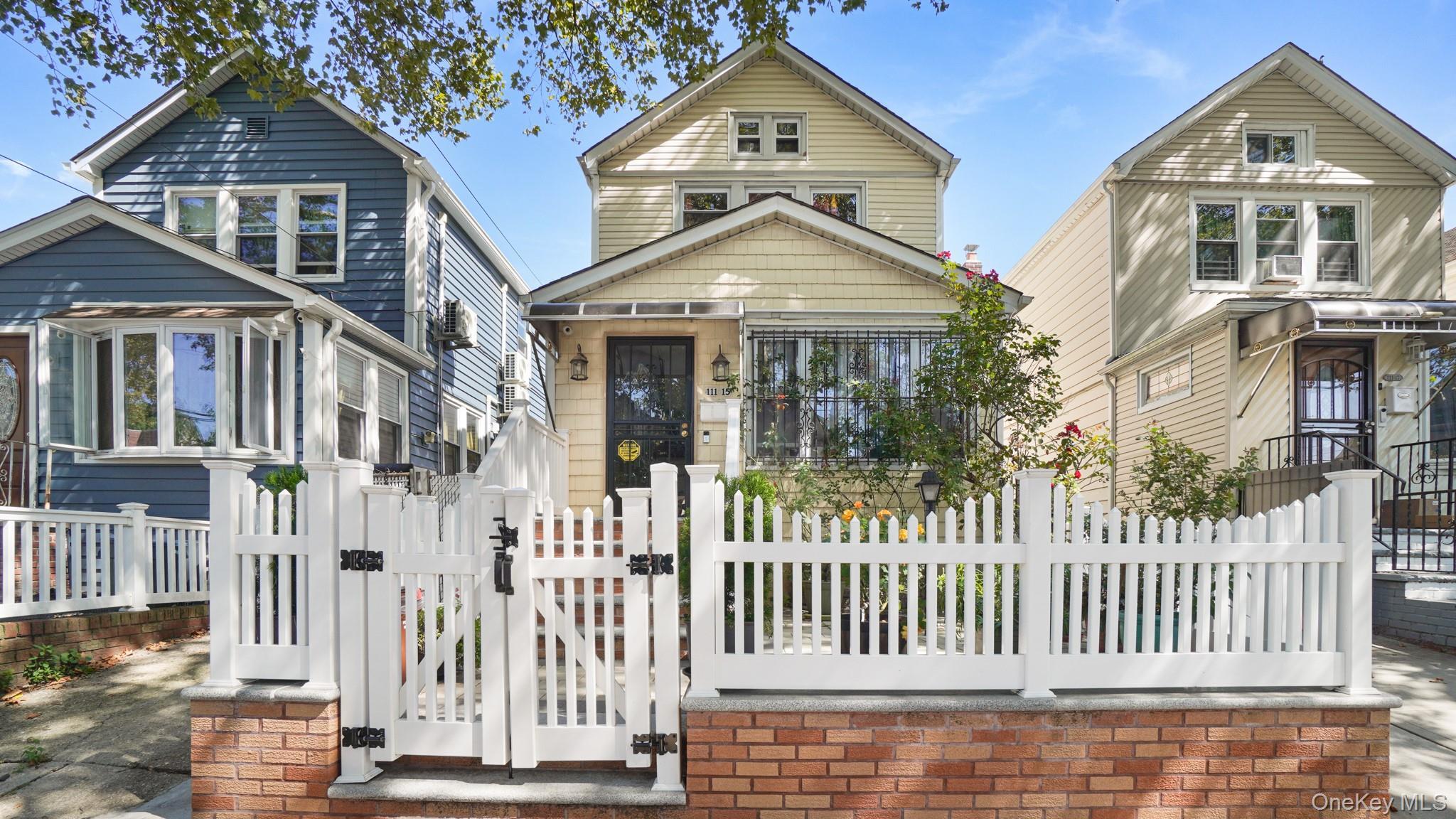 Single Family 158th Street Queens, NY 11433, MLS-1052535-2
