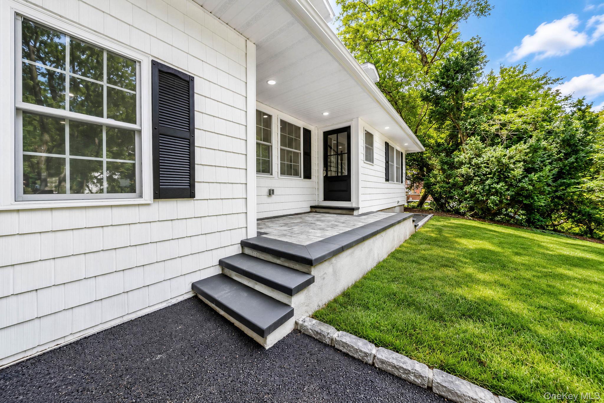 Single Family Crooked Hill Road  Suffolk County, NY 11743, MLS-1052550-2
