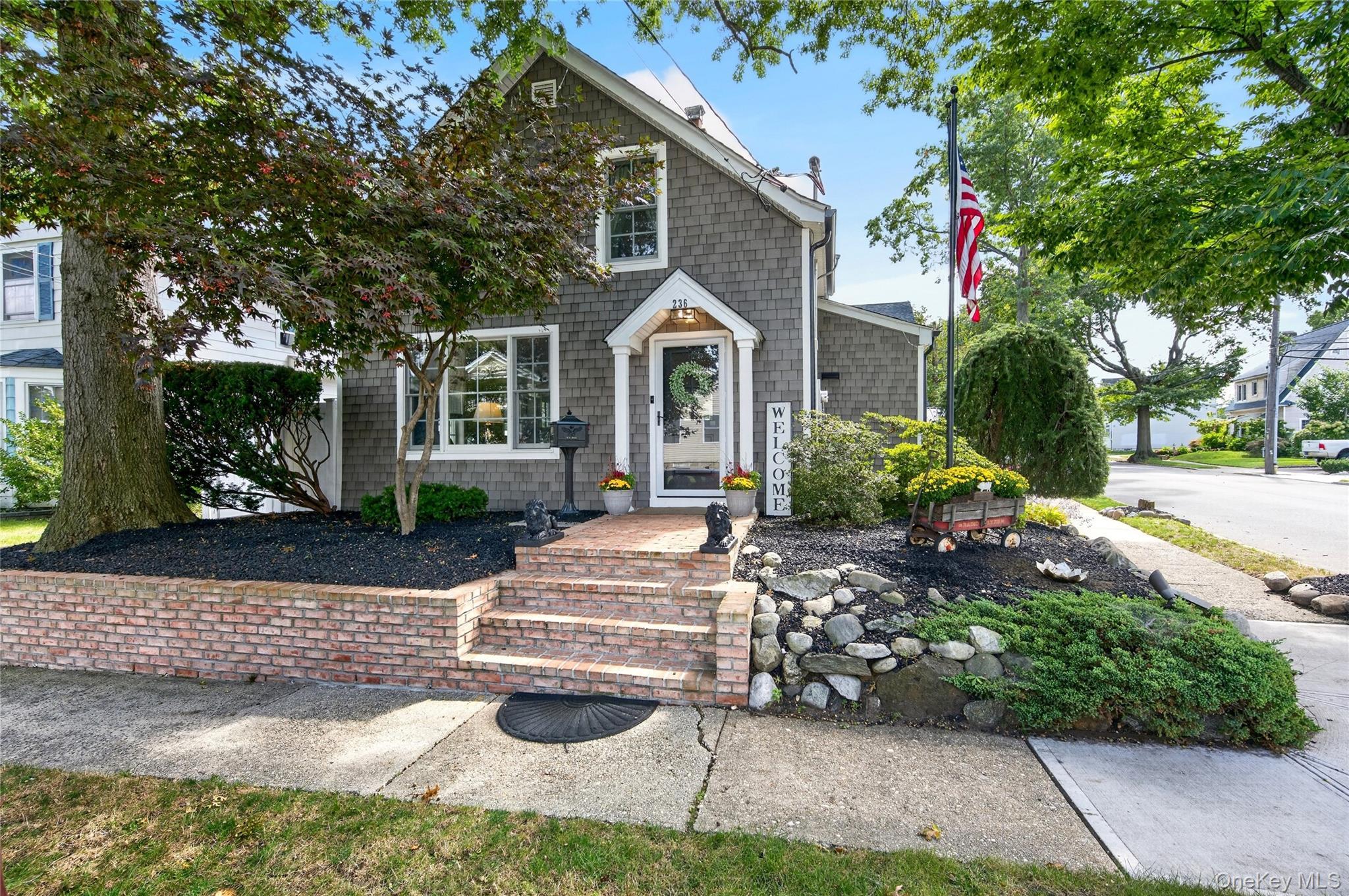 Single Family Lewis Avenue Nassau County, NY 11590, MLS-1052590-2