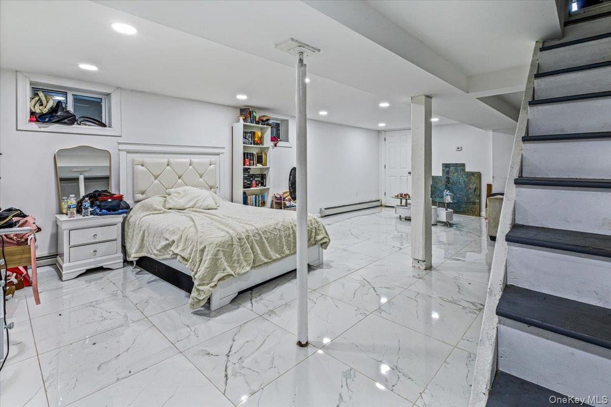 Single Family 101st Street Queens, NY 11417, MLS-1052592-18