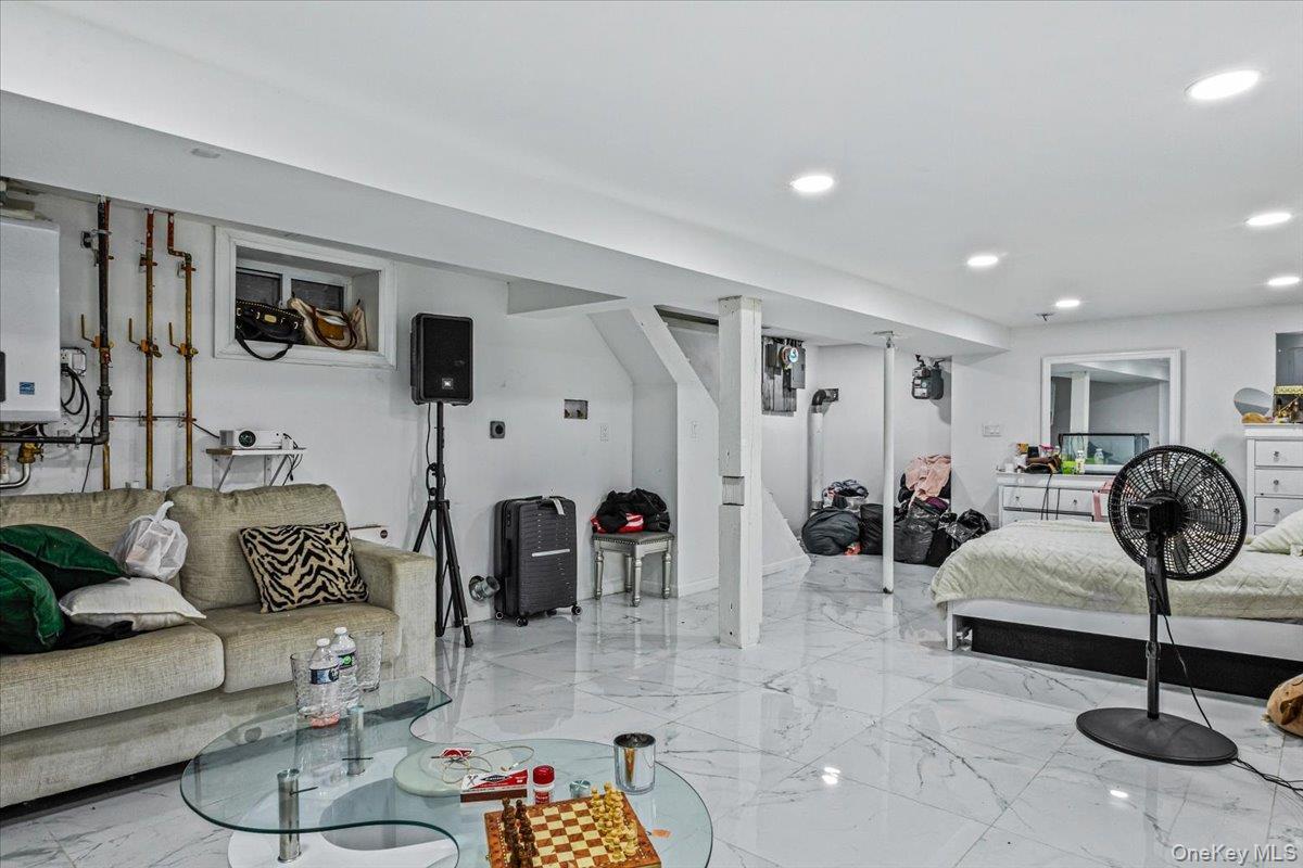 Single Family 101st Street Queens, NY 11417, MLS-1052592-19