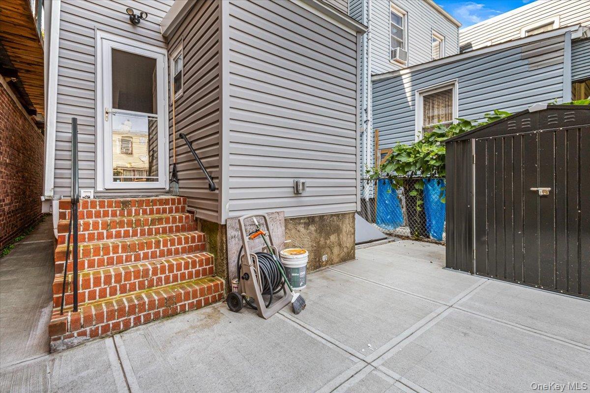 Single Family 101st Street Queens, NY 11417, MLS-1052592-23