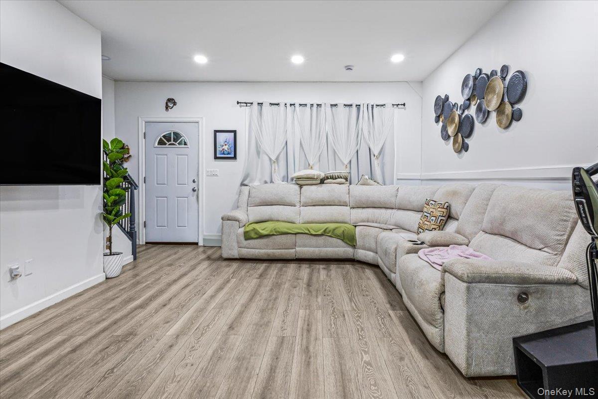 Single Family 101st Street Queens, NY 11417, MLS-1052592-6