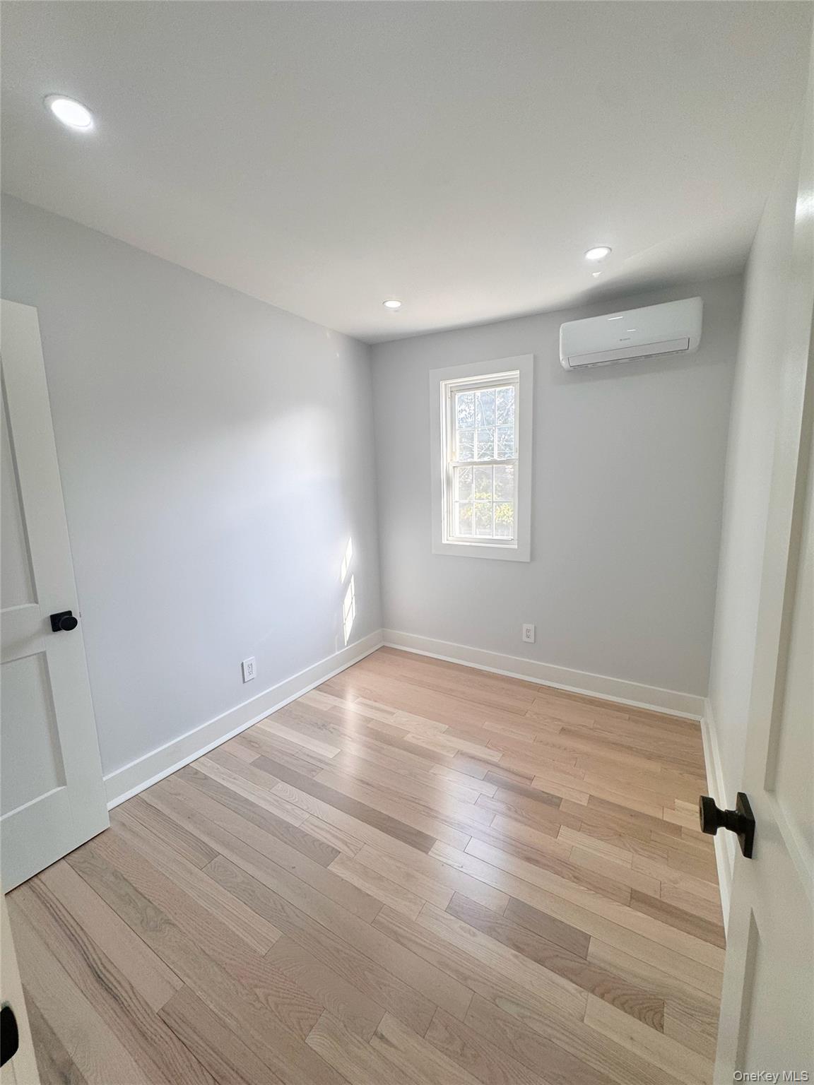 Single Family 209th Street Queens, NY 11361, MLS-1052596-17