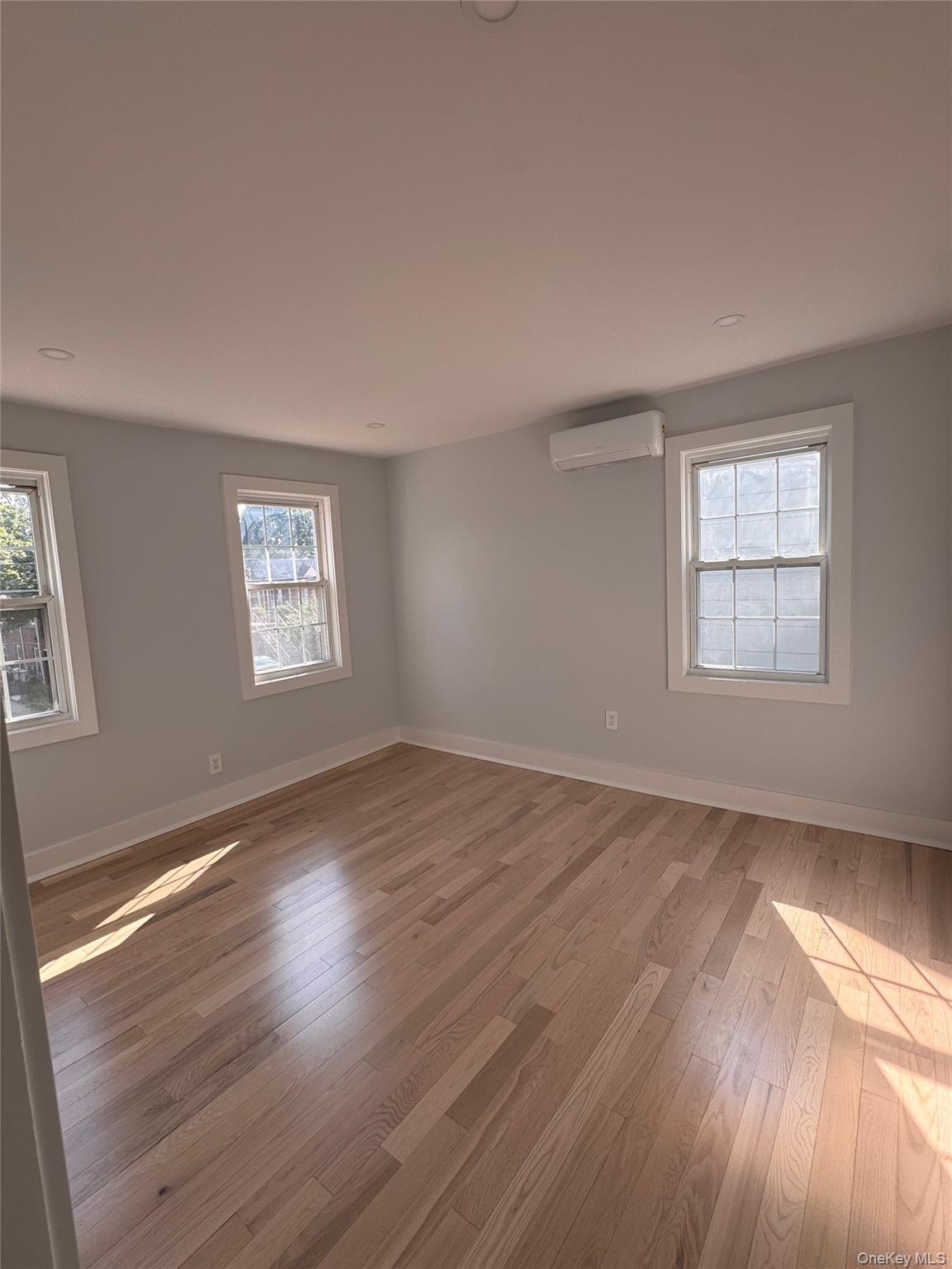 Single Family 209th Street Queens, NY 11361, MLS-1052596-19