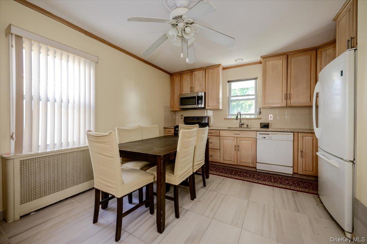 Single Family Edison Avenue Bronx, NY 10465, MLS-1052633-6