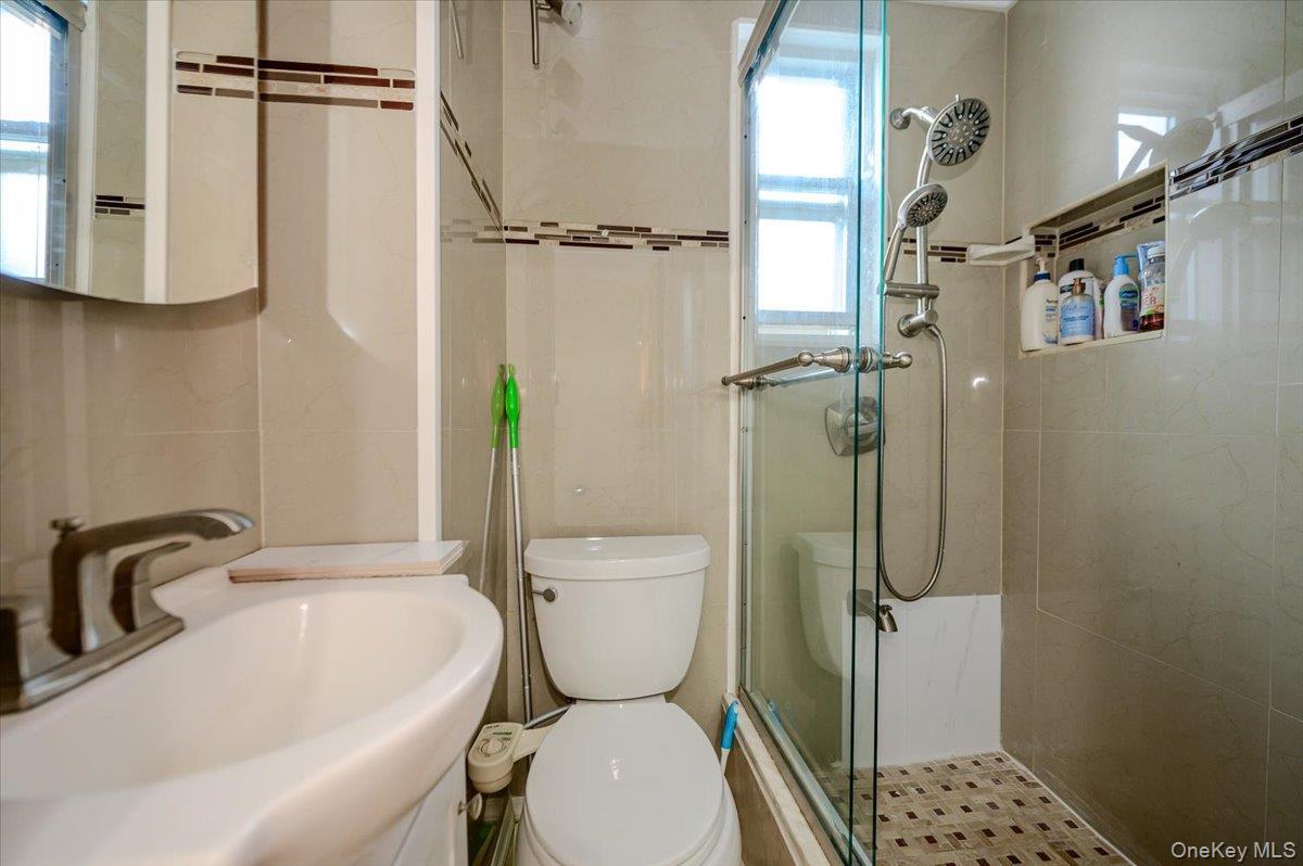 Single Family Edison Avenue Bronx, NY 10465, MLS-1052633-7