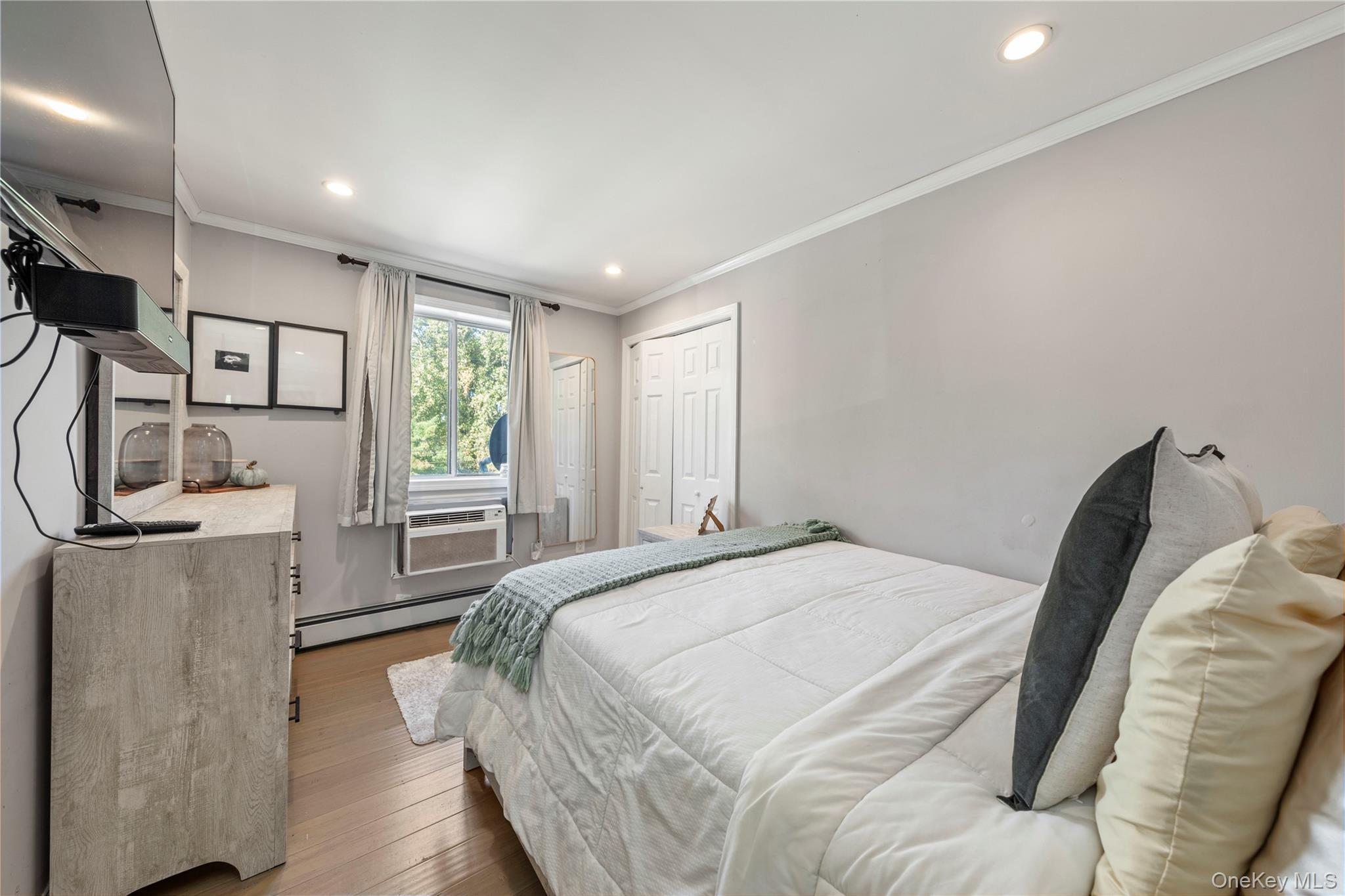 Single Family Balcom Avenue Bronx, NY 10465, MLS-1052640-7