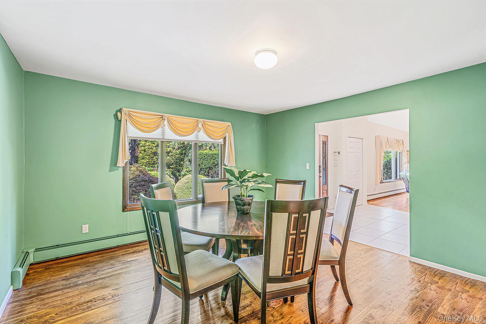 Single Family Kroft Court  Suffolk County, NY 11743, MLS-1052664-7