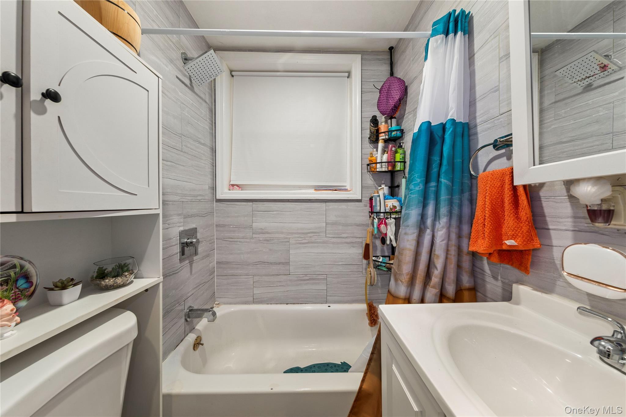 Single Family Phelan Place  Bronx, NY 10453, MLS-1052665-15