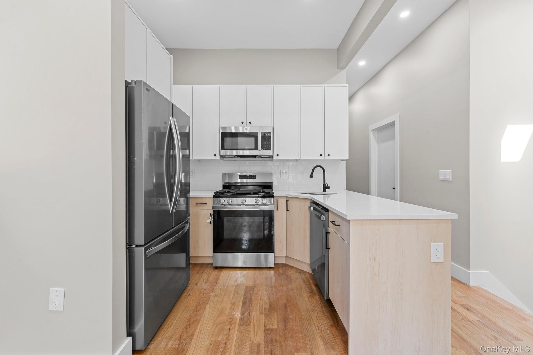 Single Family Amersfort Place Brooklyn, NY 11210, MLS-1052667-4