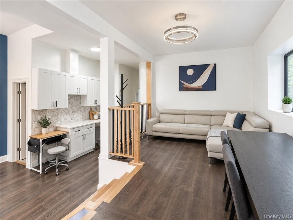 Single Family Eltingville Boulevard Staten Island, NY 10312, MLS-1052682-2