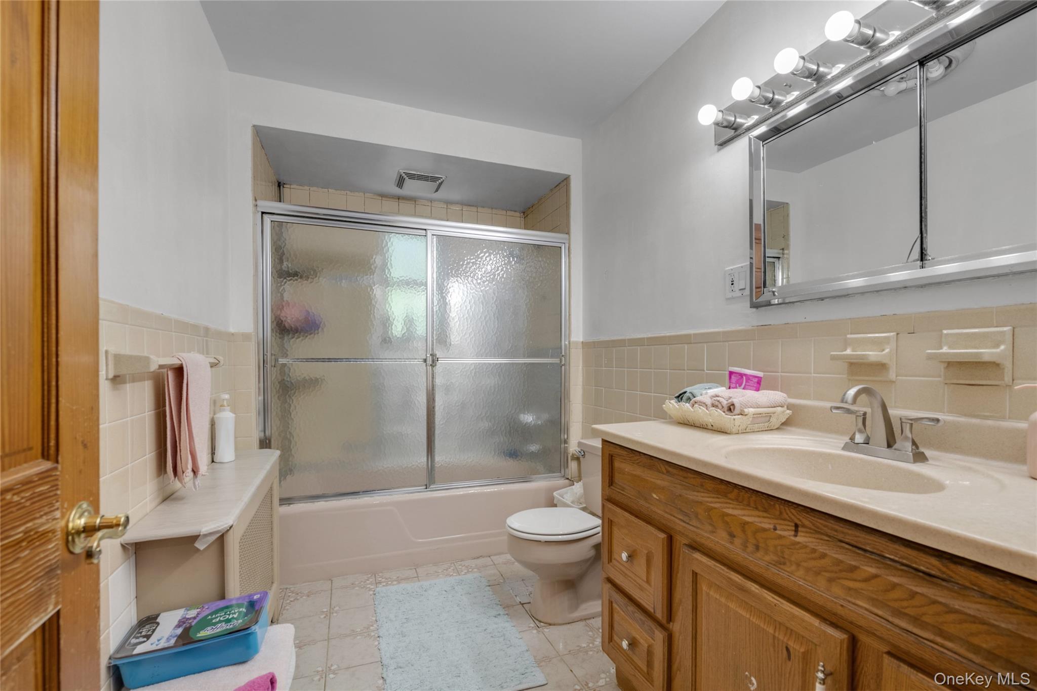 Single Family 64th Street Queens, NY 11377, MLS-1052701-12