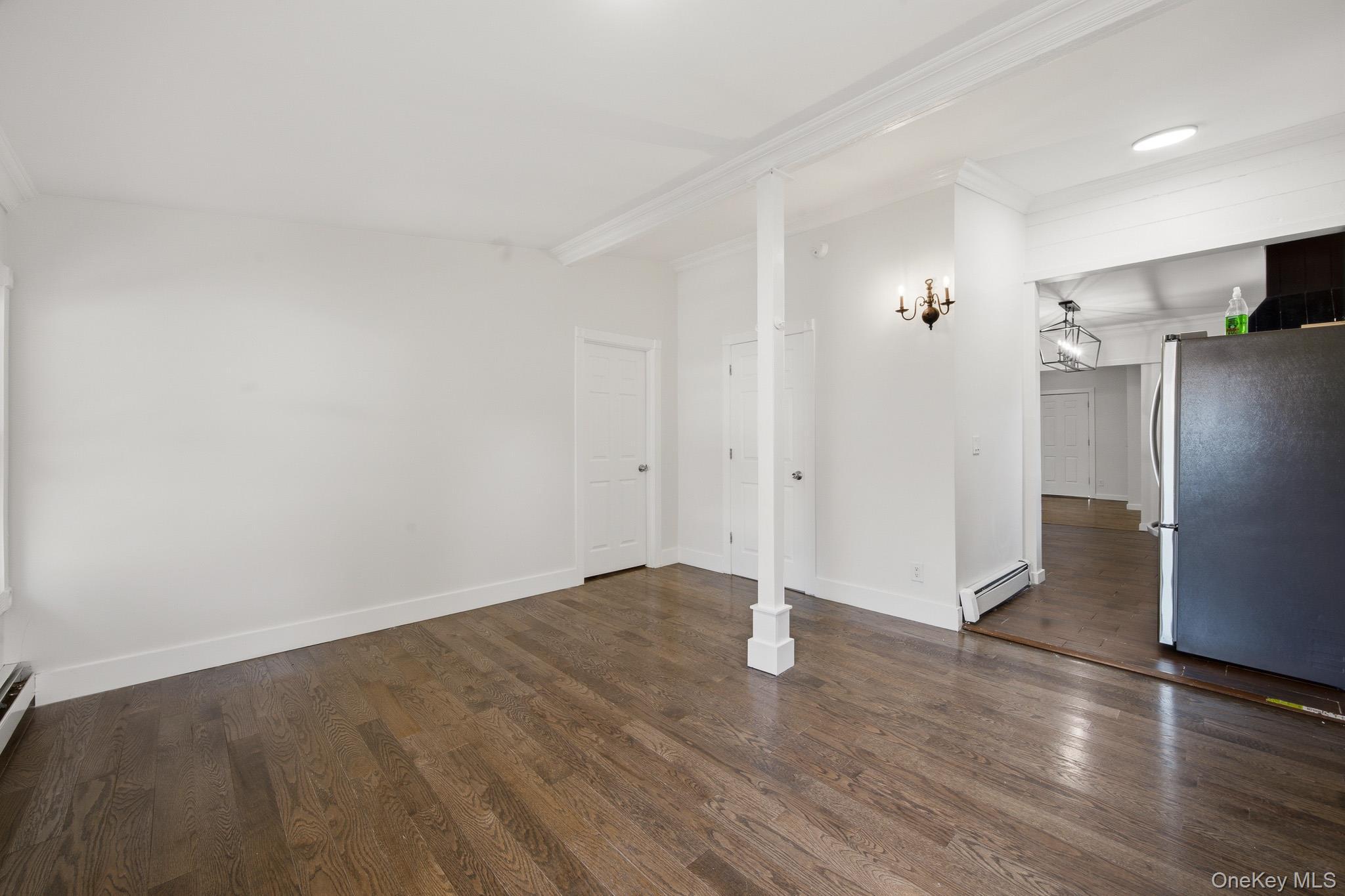 Single Family Elm Avenue Nassau County, NY 11550, MLS-1052710-18