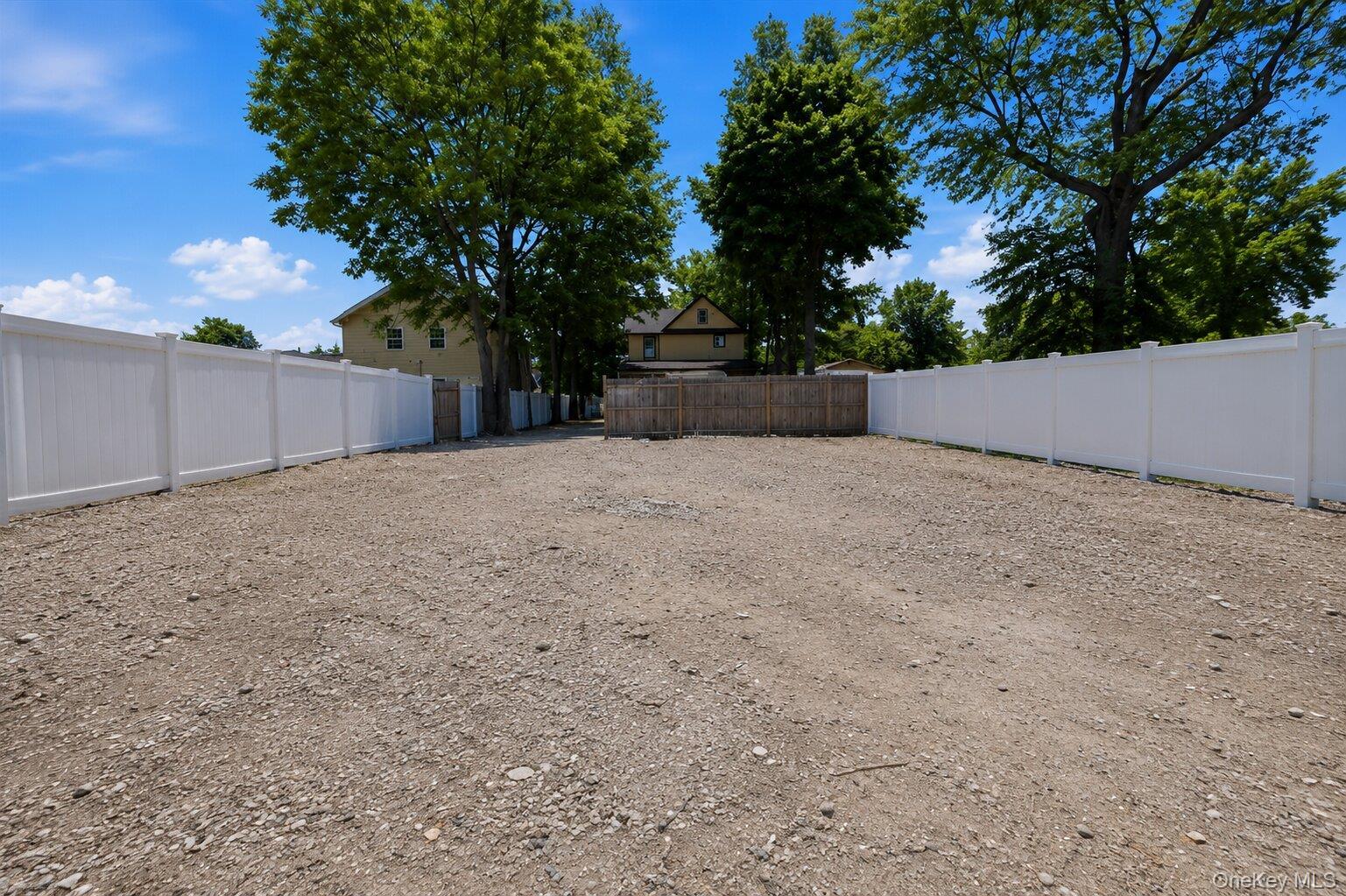 Single Family Elm Avenue Nassau County, NY 11550, MLS-1052710-42