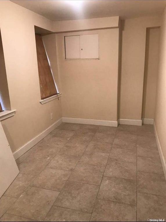 Single Family Holland Avenue  Bronx, NY 10462, MLS-1052715-22