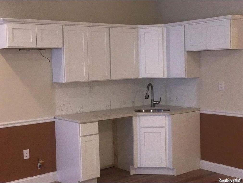Single Family Holland Avenue  Bronx, NY 10462, MLS-1052715-3
