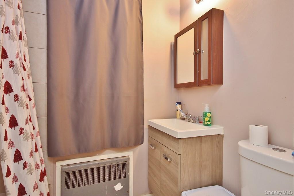 Single Family Highland Avenue Rockland County, NY 10901, MLS-1052723-15