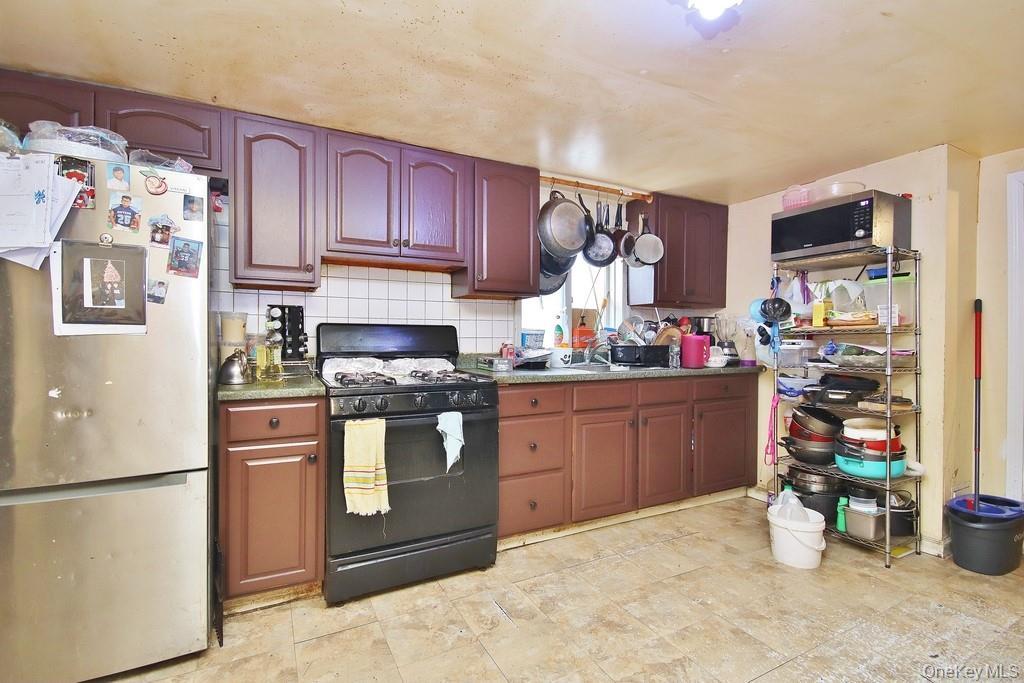 Single Family Highland Avenue Rockland County, NY 10901, MLS-1052723-16
