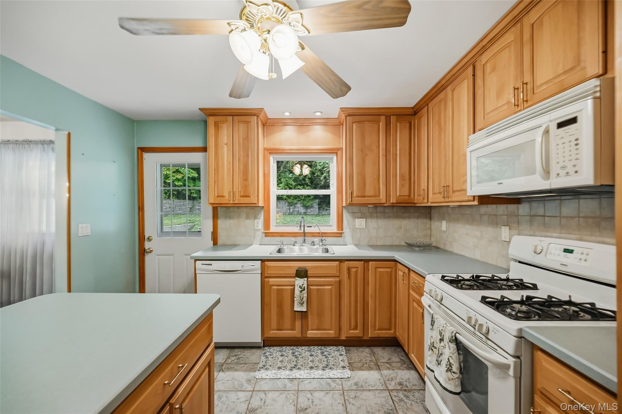 Single Family Orange Terrace Orange County, NY 10940, MLS-1052724-16