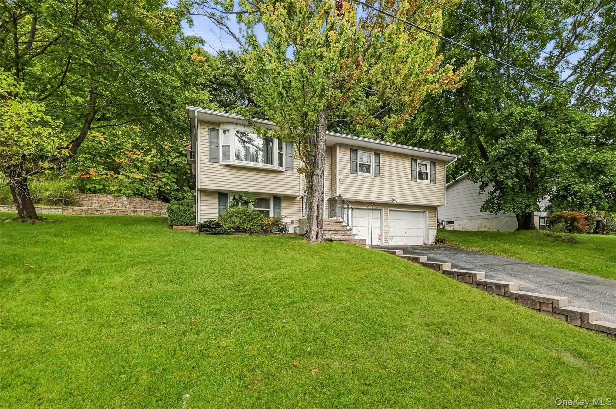 Single Family Orange Terrace Orange County, NY 10940, MLS-1052724-28