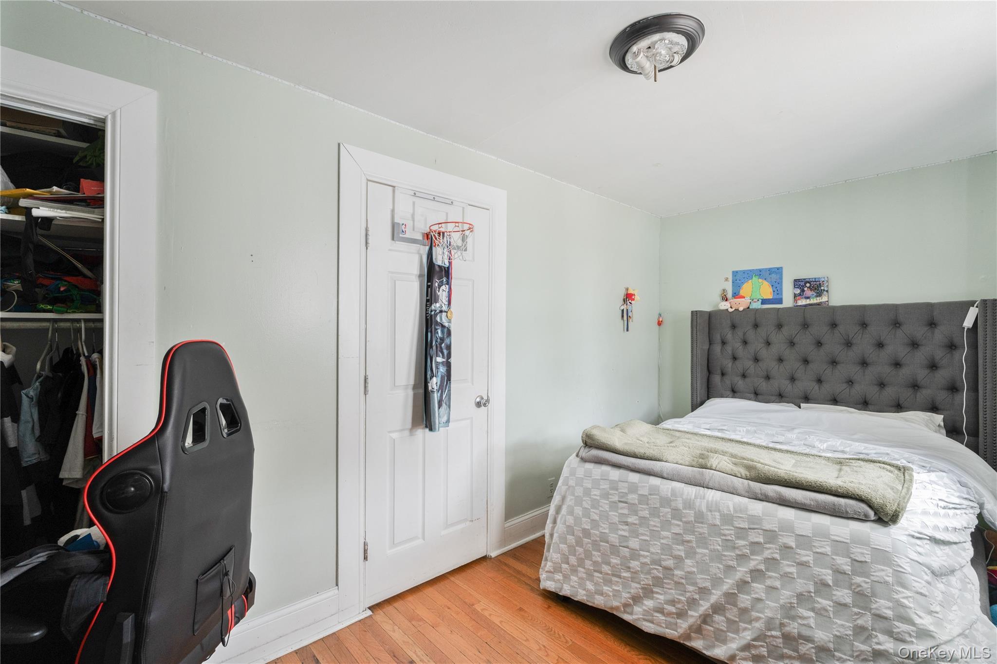 Single Family 102nd Street  Queens, NY 11369, MLS-1052735-17