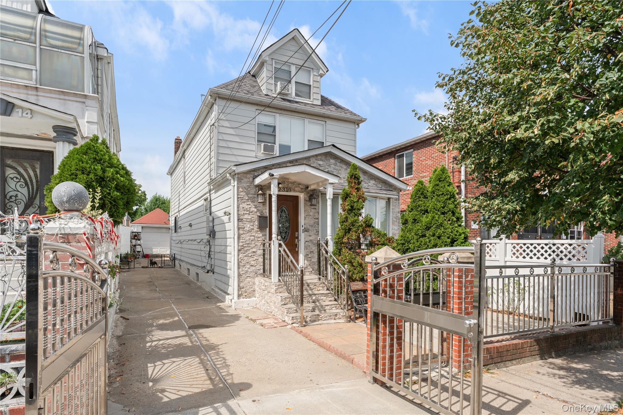 Single Family 102nd Street  Queens, NY 11369, MLS-1052735-2