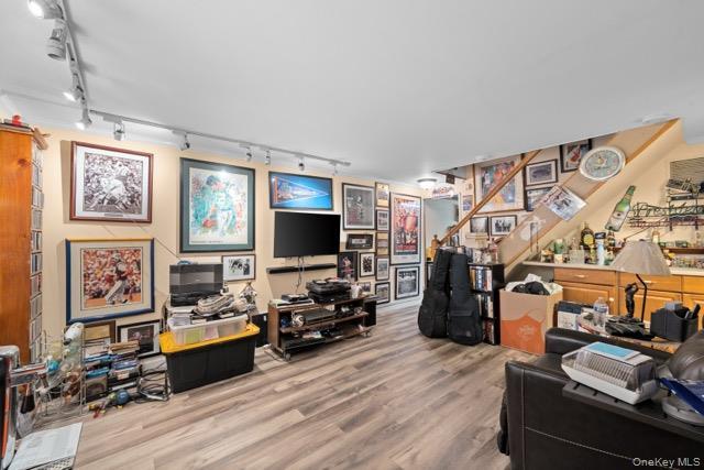 Single Family Bolton Avenue  Bronx, NY 10473, MLS-1052751-16