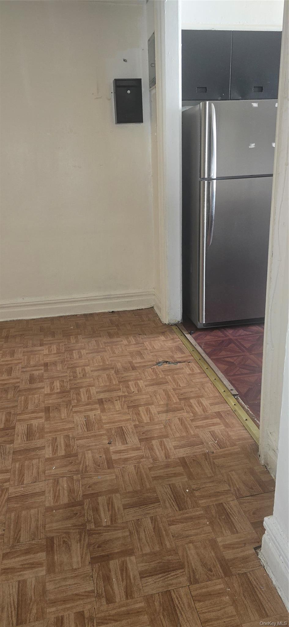 Single Family Elder Avenue Bronx, NY 10472, MLS-1052756-10
