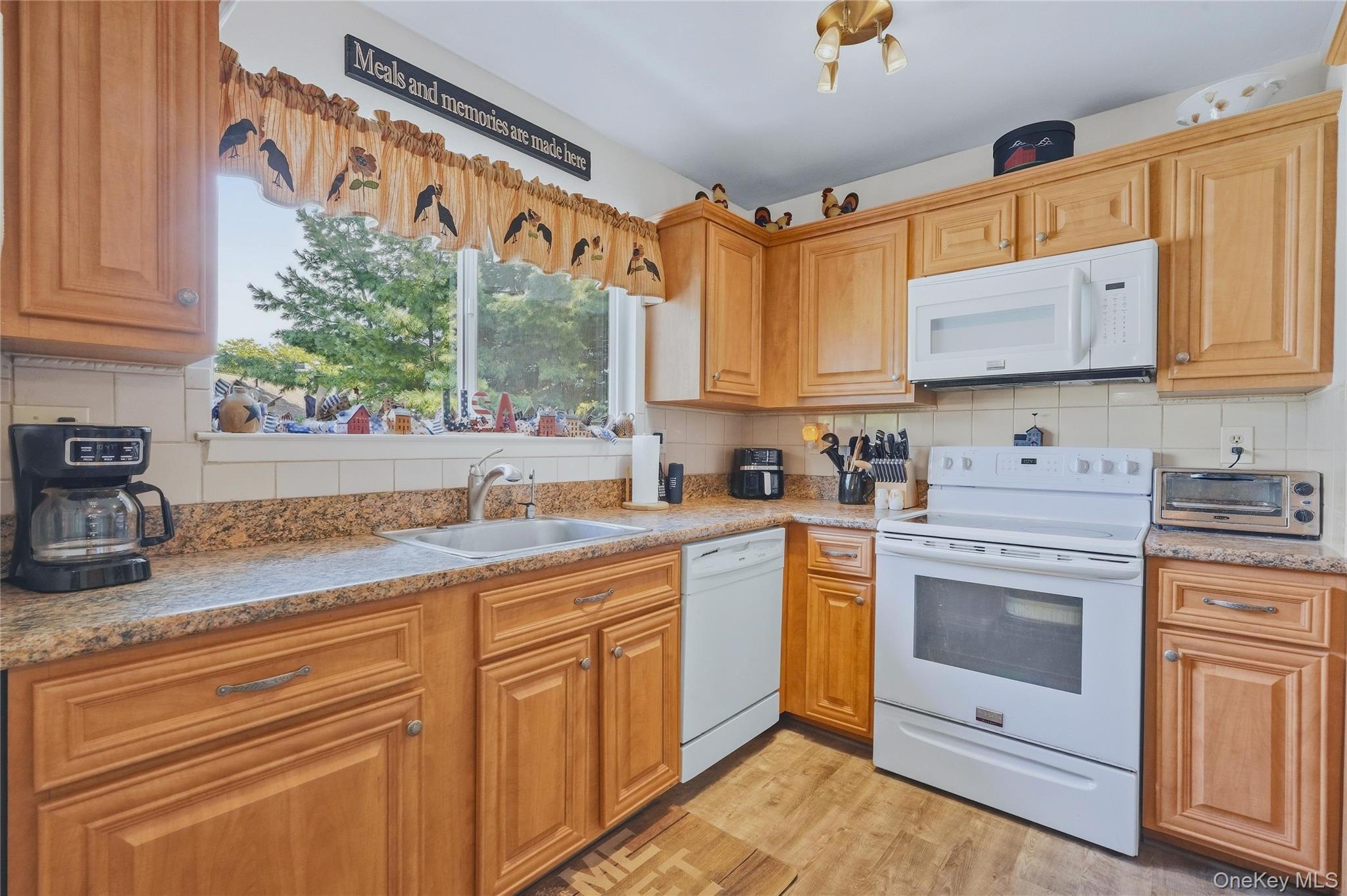 Single Family Genesee Avenue Ulster County, NY 12449, MLS-1052757-9