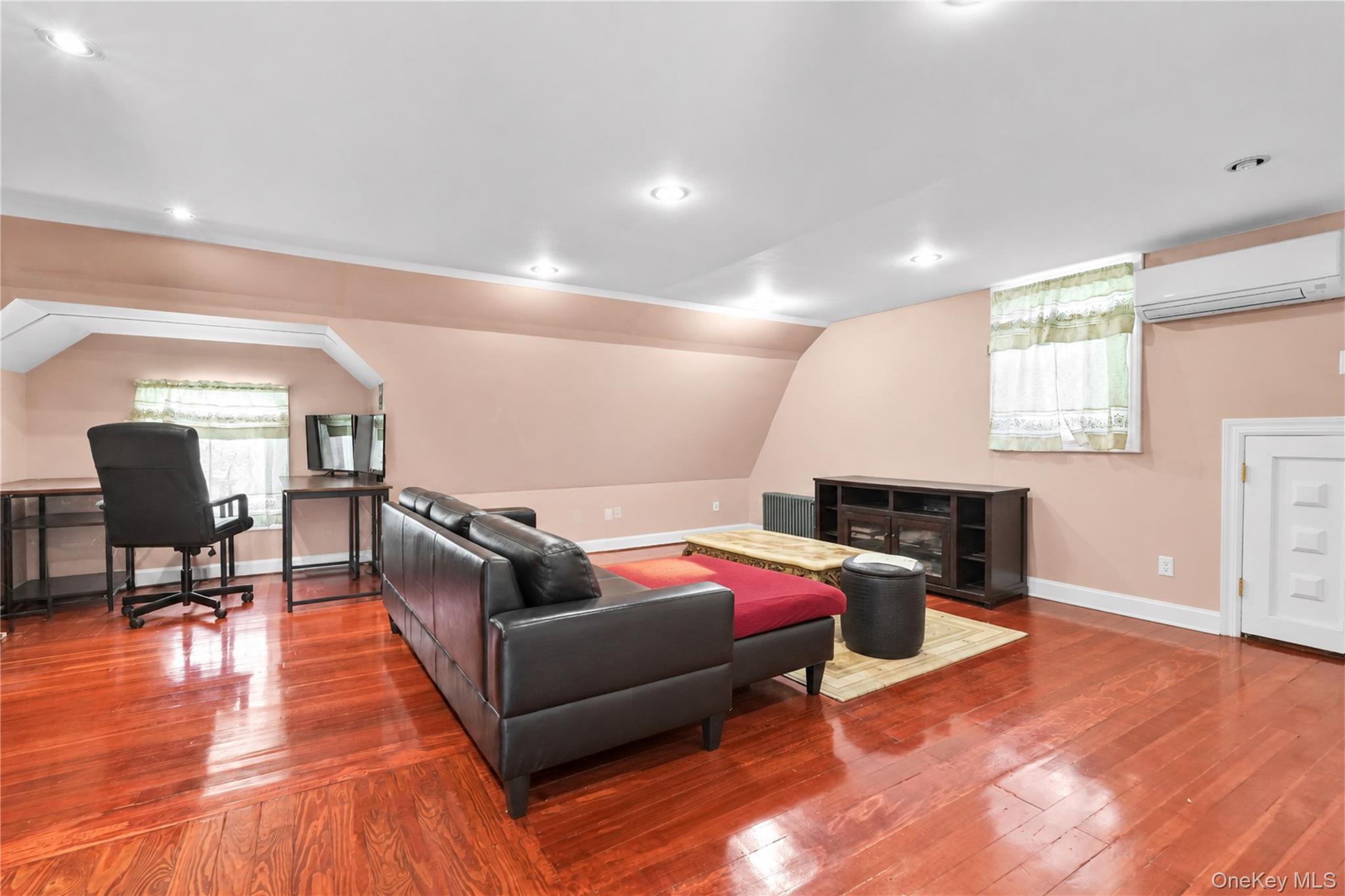 Single Family Charlecote Ridge Queens, NY 11432, MLS-1052788-30