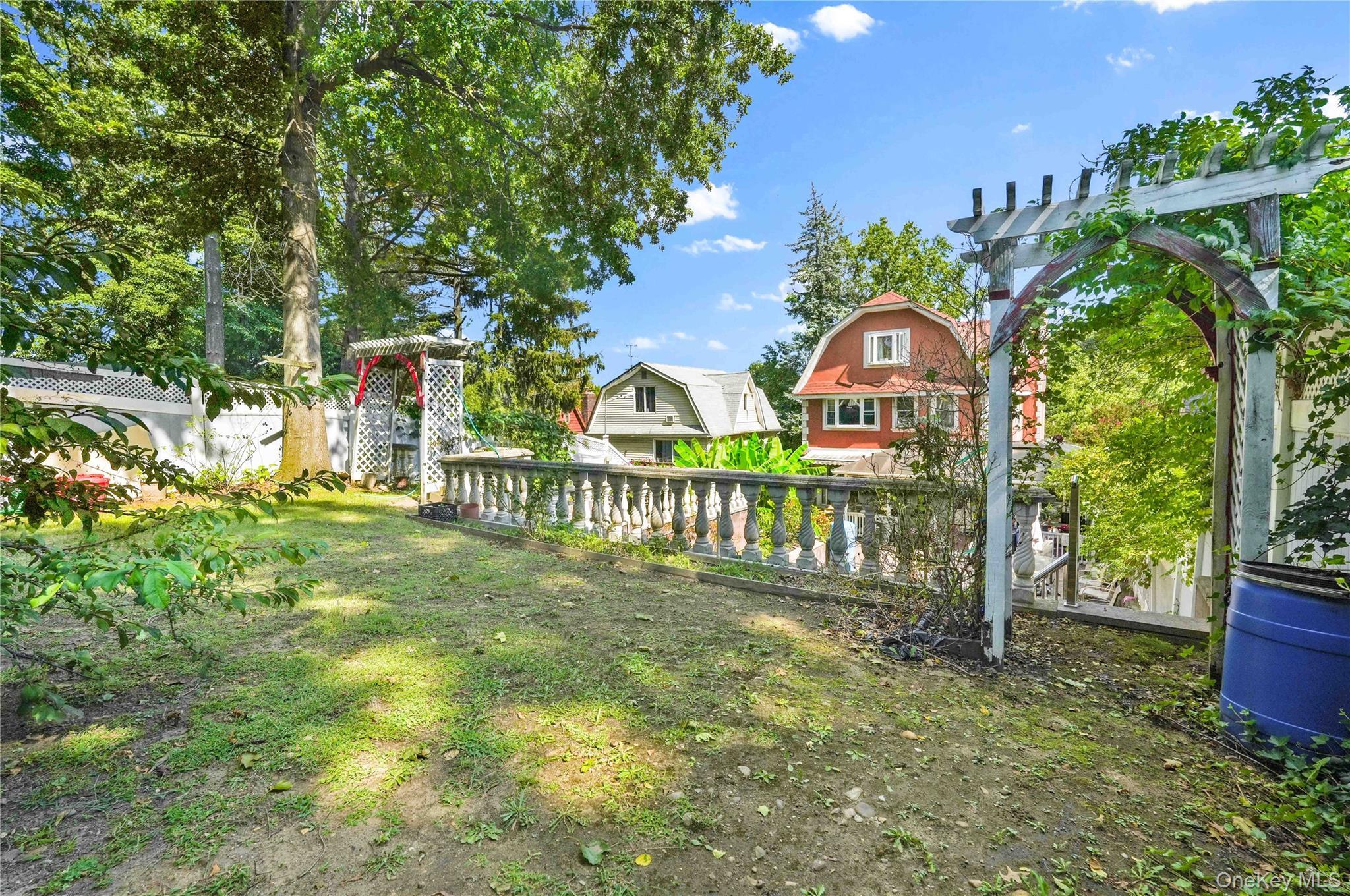 Single Family Charlecote Ridge Queens, NY 11432, MLS-1052788-44