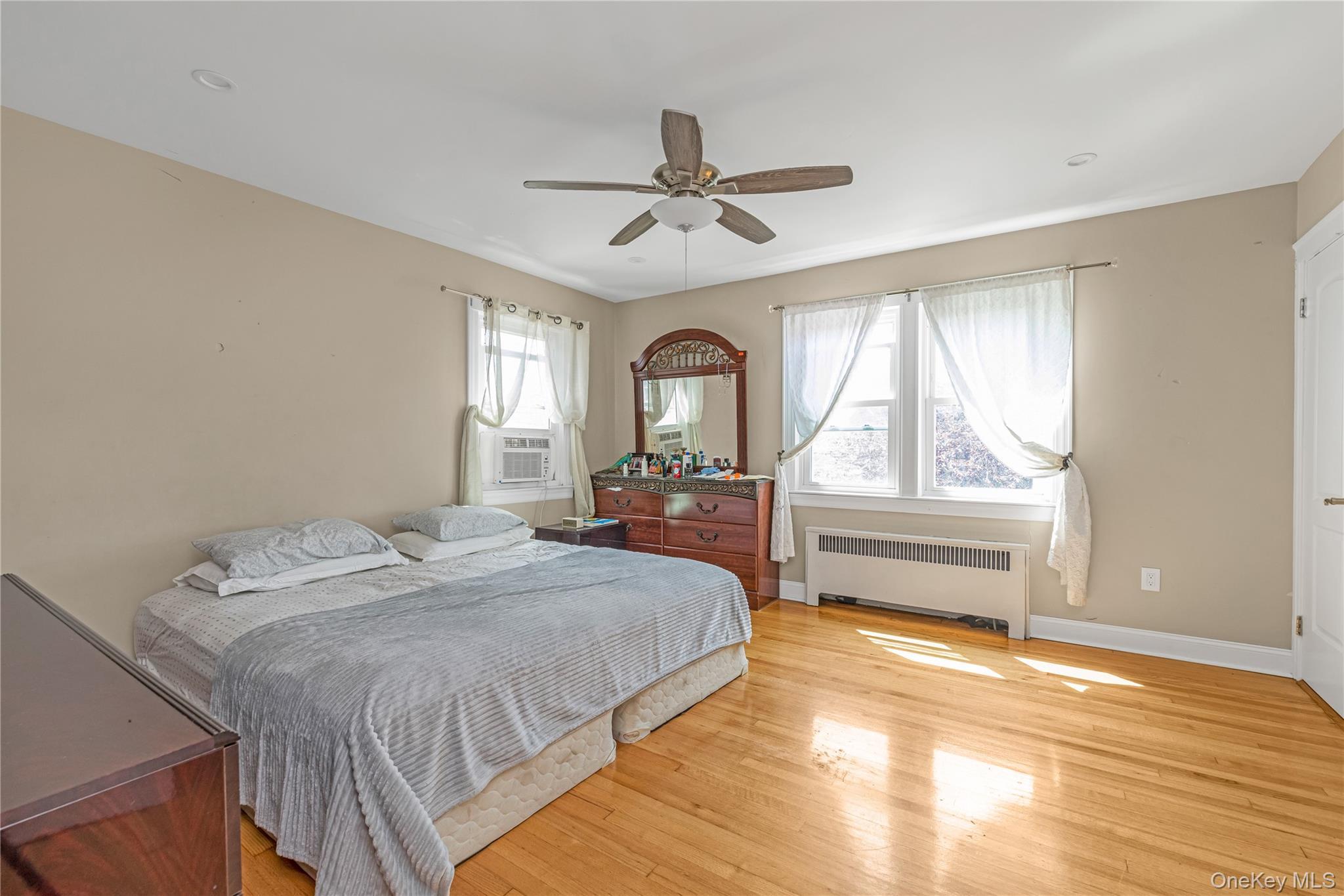 Single Family 100th Avenue Queens, NY 11423, MLS-1052791-11