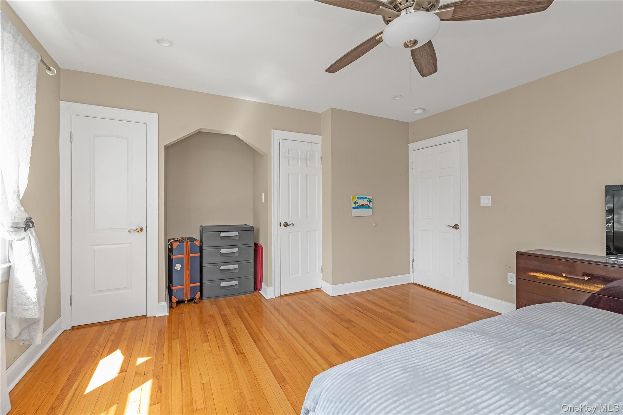 Single Family 100th Avenue Queens, NY 11423, MLS-1052791-12